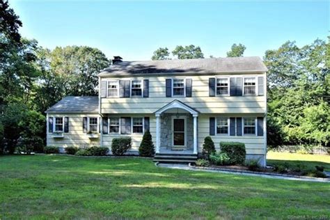 single family home built in 1989 that was last sold on 05/12/2023. . Realtor com trumbull ct